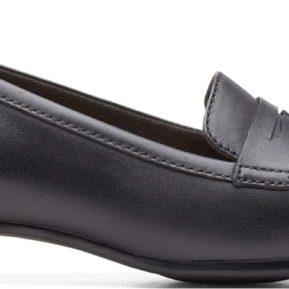Clarks Juliet Coast black loafer Sz 8.5W NIB - Picture 2 of 5